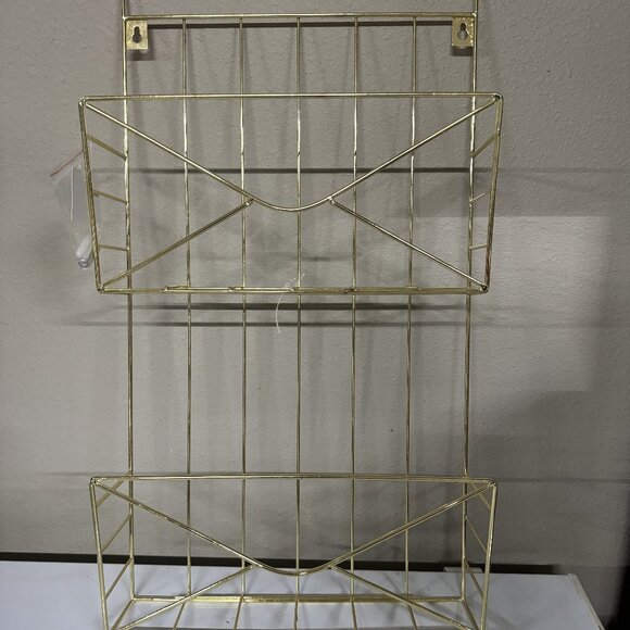 Gold Metal Wall Hanging Rack Shelf Storage‎ mail Organizer NEW - Picture 1 of 3